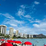 Royal Kuhio 1703 - Spacious Studio With Stunning Mountain Views In The Heart Of Waikiki!